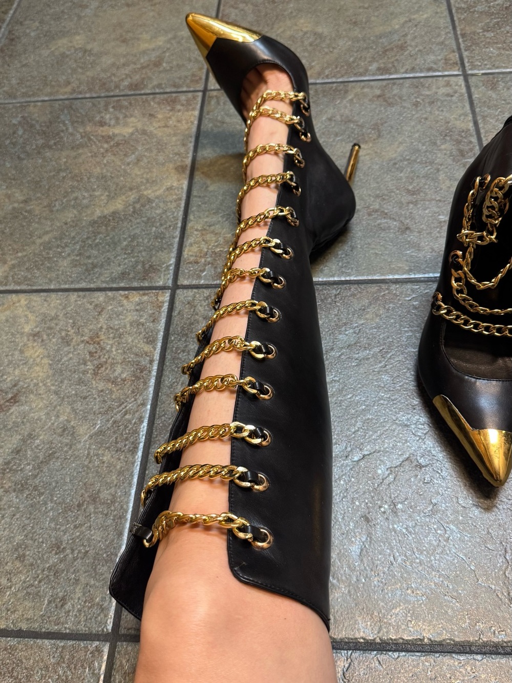 Black Leather Knee-High Stiletto Boots with Gold Chain & Toe Cap US 8 - Picture 14 of 17